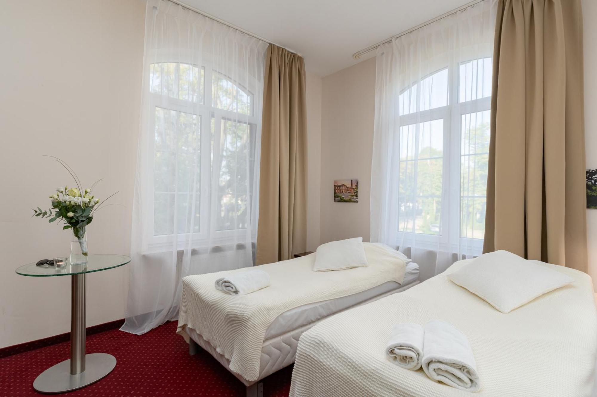 Modlin Palace Nowy Dwór Mazowiecki المظهر الخارجي الصورة